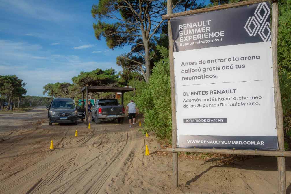 Camionetas en la frontera de Pinamar